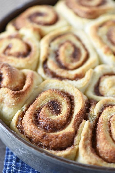 Let's dive into the fantastic world of baking and bake some crazy awesome cinnamon rolls. How to make the most scrumptious Biscuit Cinnamon Rolls ...