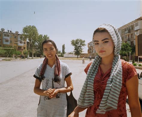 A Thread In Time One Photographers Inspiring Search For Sisterhood In