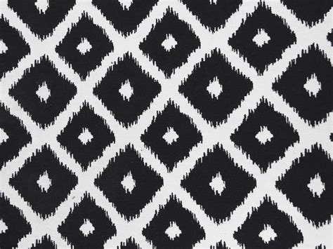 47 Black And White Pattern Wallpaper