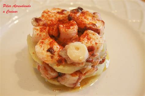Pues pulpo a la gallega, por supuesto, que bien rico que está y en galicia son famosos ¡por hacerlo tan. Aprendiendo a Cocinar: MILHOJAS DE PULPO A LA GALLEGA