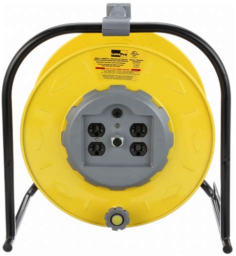 Lumapro Extension Cord Reel Hand Operated 125v Ac Quad Receptacle On