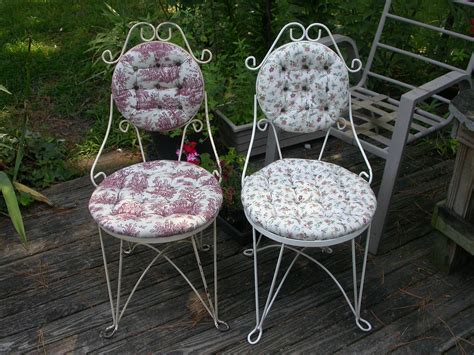 For this reason, finding the perfect chair for you can be quite a challenge. Ice Cream Parlor chairs I recovered & Painted | Vanity ...