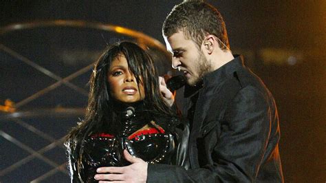 What Are The Worst Super Bowl Halftime Show Performances Ever AS USA