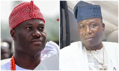 After meeting with the monarch, sunday igboho stepped out of the hall as some of his aides whispered to his ears. Reacting, Ooni of Ife said Igboho's comment is irresponsible.