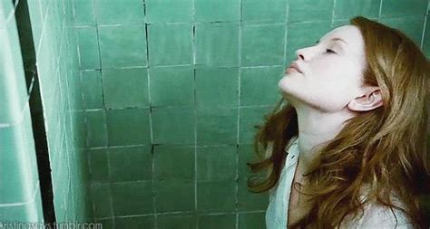 Sleeping Beauty Emily Browning Gif Emily Browning Emily Browning
