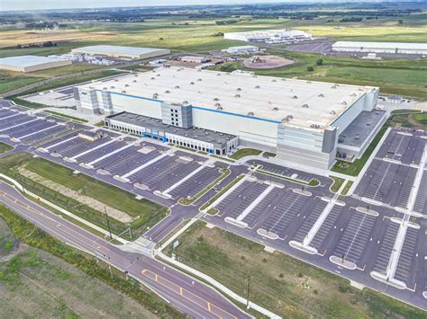 Amazon AR Sort Fulfillment Center (FSD1) - Gage Brothers Concrete