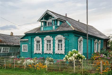 Media in category russisches haus der wissenschaft und kultur (berlin) the following 4 files are in this category, out of 4 total. Altes Russisches Holzhaus Mit Verzierten Fenstern ...