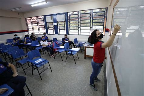 Governo Do Amazonas Retoma As Aulas Em 123 Escolas Na Capital Portal Do Marcos Santos