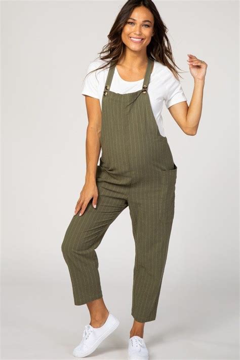 Maternity Overalls How To Style The Bump In 2020 Maternity