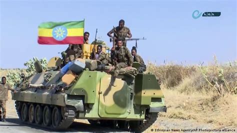 Ethiopian Army Marches On Tigray Capital News Dw 18112020