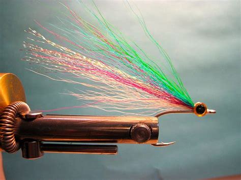 Jay Nicholass Chinook Salmon Surf Fly Fly Tying Fly Fishing Tips