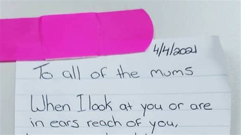 Im Not Judging You Stranger Leaves Heartwarming Note For Mums