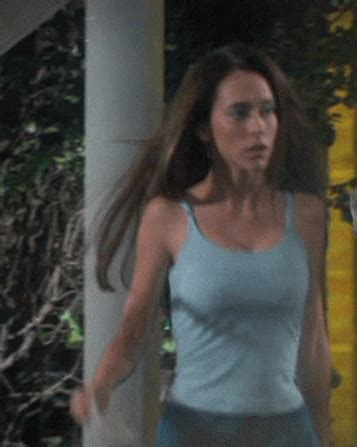 The Hottest Gifs Of Jennifer Love Hewitt Ever Gifs Izispicy