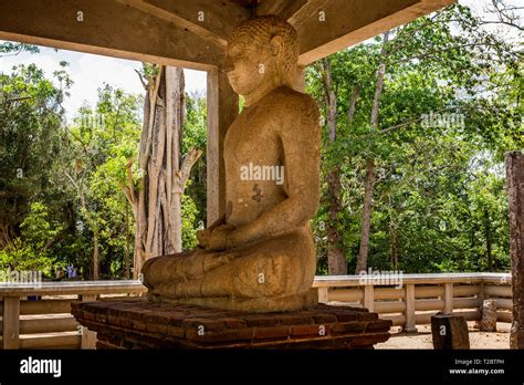 Samadhi Buddha Statue In Anuradhapura Sri Lanka On 17 September 2016