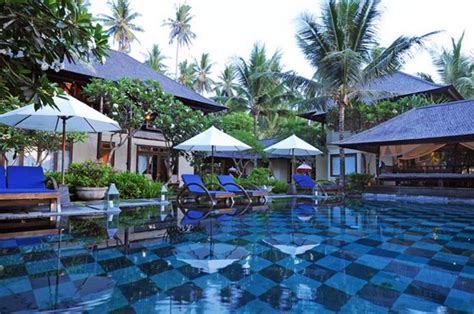 Secluded And Lavish Jasri Beach Villas In Bali 6 Luxedb