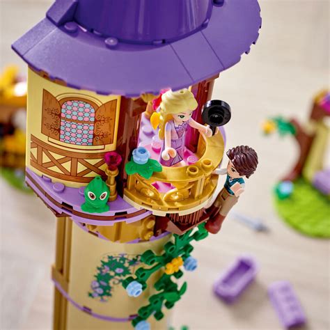 Keluarkan jiwa penata riasmu dengan makeover games dress up games dan make up games atau hidup liar disney tangled rapunzel coloring pages manet. LEGO Disney Princess Rapunzel's Tower 43187 | Toys R Us Canada