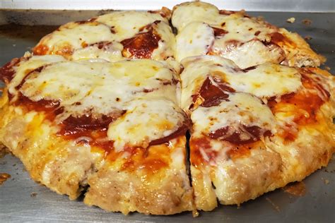 Pepperoni Chicken Crust Pizza R Foodporn