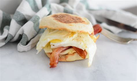 Easy Breakfast Sandwich Recipe