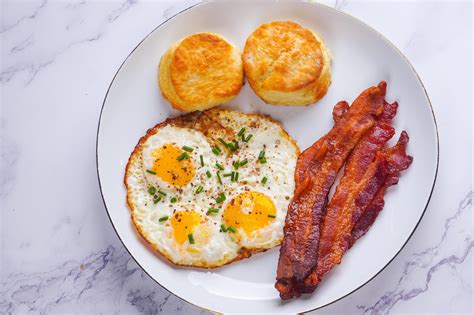 Bacon Eggs And Biscuits — Oh My Rcombisteamovencooking