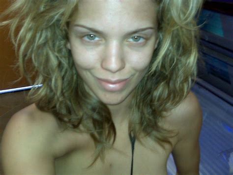 Annalynne Mccord Nuda ~30 Anni In Icloud Leak Scandal