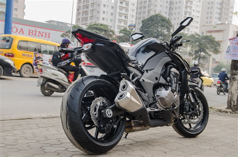 Cận Cảnh Kawasaki Z1000 2015 Black Edition Tại Hà Nội Tinmoi