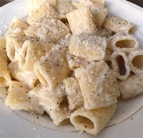 Pasta Cacio E Pepe