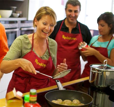 Título de cocinero profesional ver programa si tu pasión es la cocina y quieres hacer de ella tu medio de medio vida, ponemos. Nuevo taller del Curry, Escuela de Cocina Pepekitchen ...
