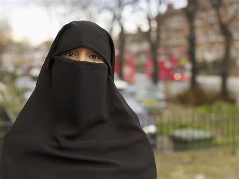 Muslim Woman Told To Remove Burka In Court Because Judge Must Confirm Identity