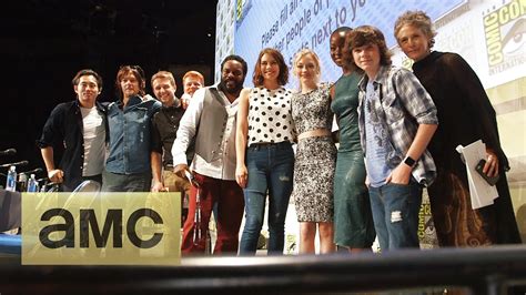 The walking dead season 7: Backstage with the Cast at Comic-Con: The Walking Dead ...