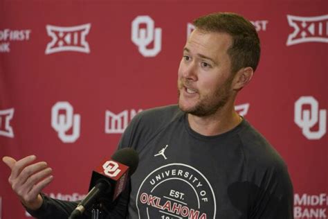 Usc Hires Lincoln Riley 5 Things Every Trojan Fan Should Know Los