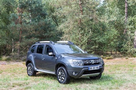 2014 Dacia Duster Images