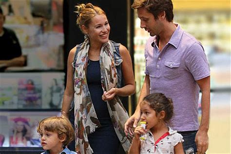 La china suárez y benjamín vicuña. Benjamín Vicuña y Pampita deciden vivir en Argentina ...