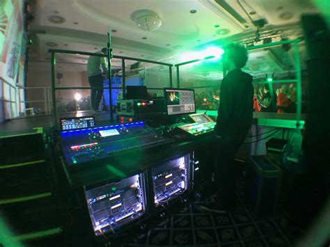 Lighting hire & design for Live Events with Cannock Sound