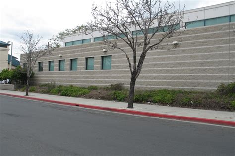 Locoscout Lapd Newton Community Police Station