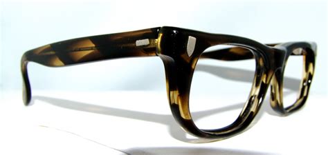 Thick Tortoiseshell Mens Eyeglasses 1950s 60s Vintage Frames