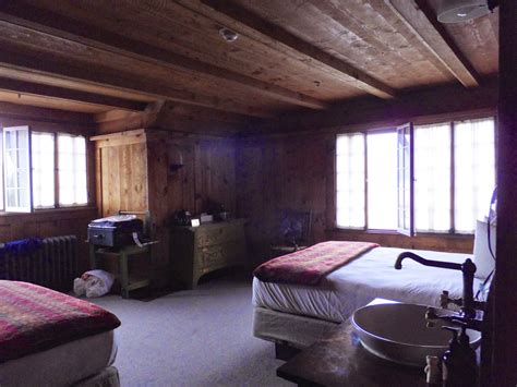 Book old faithful inn, yellowstone national park on tripadvisor: MERRY@SYRACUSE: Yellowstone: Old Faithful Inn