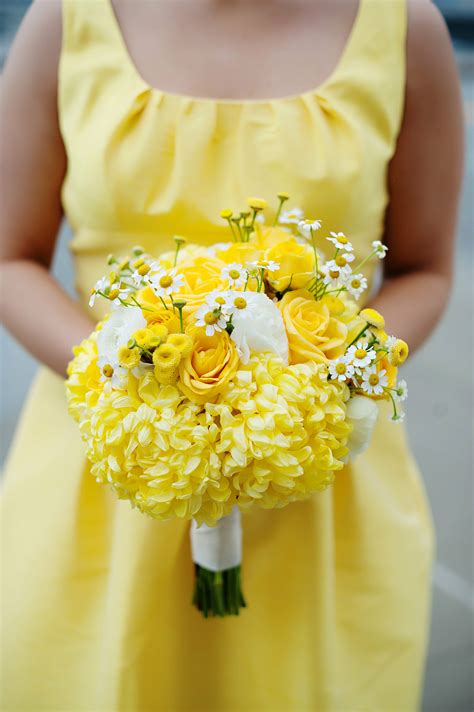 Yellow Bridesmaids Bouquets