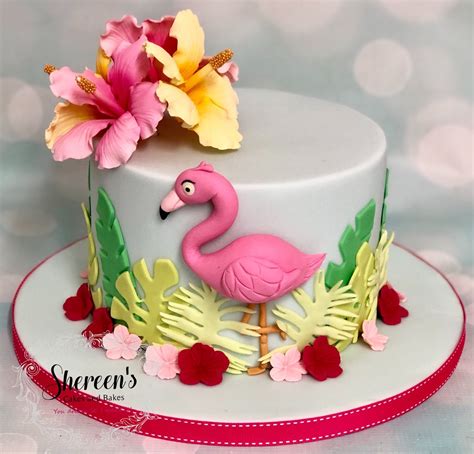 The cake recipes chosen by us for christmas 2020 can also reflect the aesthetic preferences and character of the culinary specialist: Flamingo cake in 2020 | Christmas cake designs, Flamingo ...
