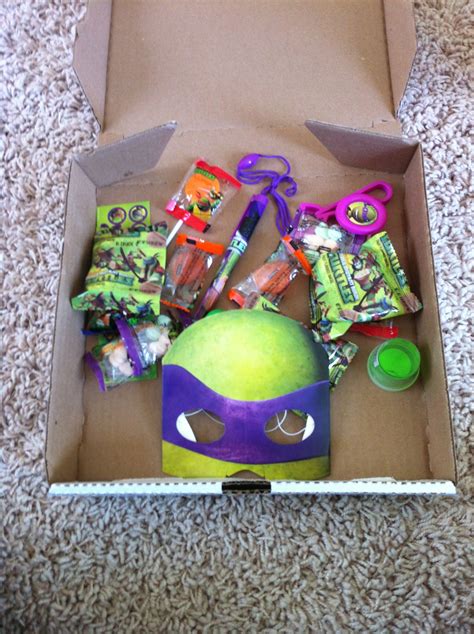 Nnja Turtles Party Favors Served In A Pizza Box Ninja Turtles Birthday Party Turtle Birthday