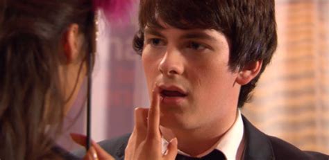 House of anubis nina and fabian kiss. Trochę o Tajemnicach Domu Anubisa: Jeszcze tylko tyle