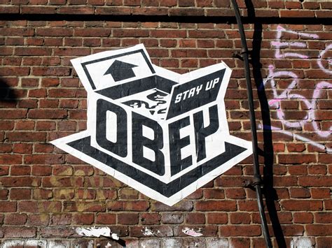 Obey Arte Urbano En Berlín Alemania Arte Urbano