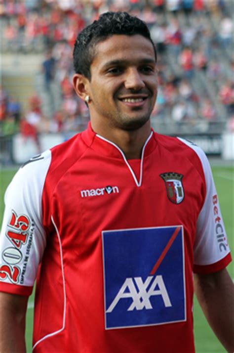 His potential is 77 and his position is lw. Sporting Braga 2010 - 2011