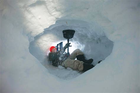How To Build An Emergency Snow Shelter In A Blizzard
