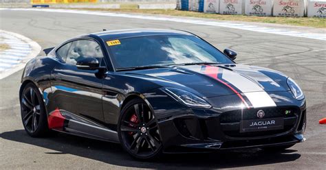 A Day With The Jaguar F Type On A Proper Racetrack