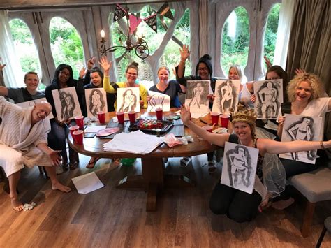 Hen Party Life Drawing Unique And Classy Incredible Uk Weekends