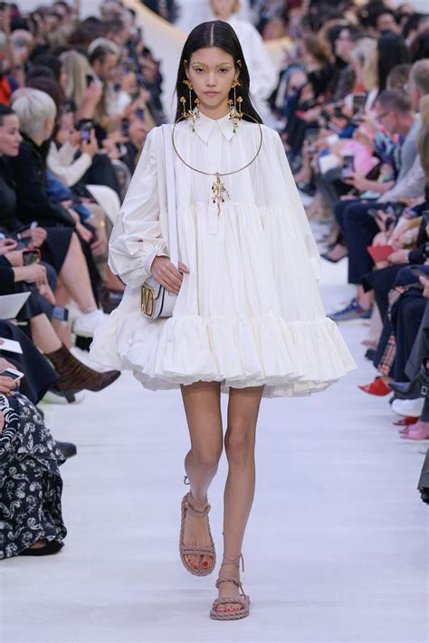 Top 15 Breakout Runway Models Of Spring 2020 The Impression