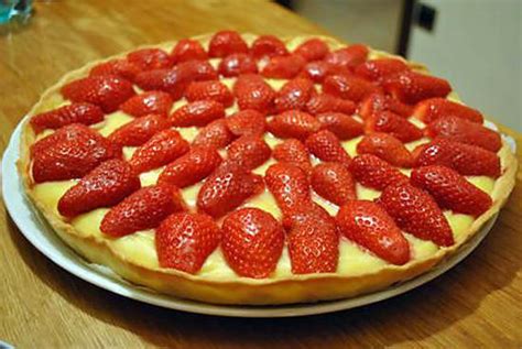 Recette Tarte aux fraises et à la crème pâtissière sur Le tiroir de