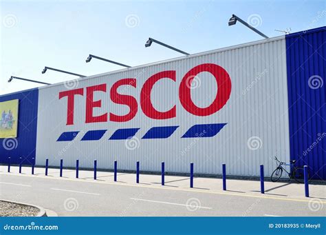 Tesco Supermarket Editorial Image Image Of Goods Outdoor 20183935