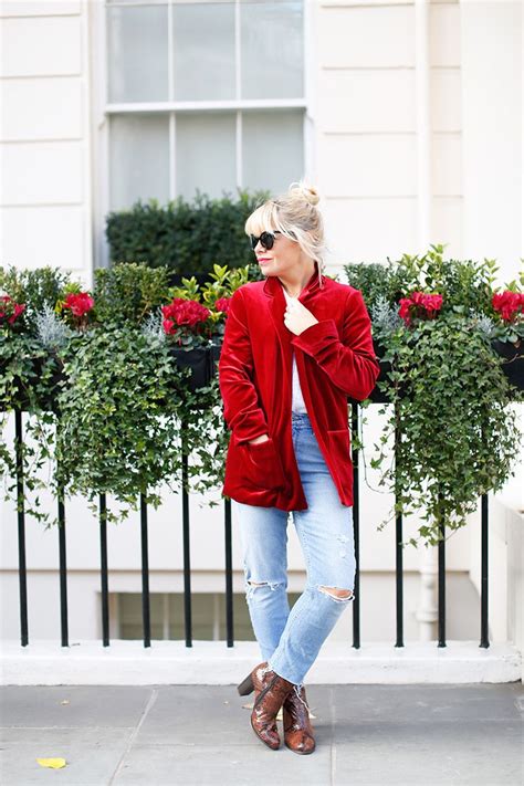 How To Wear The Velvet Trend How To Style Velvet