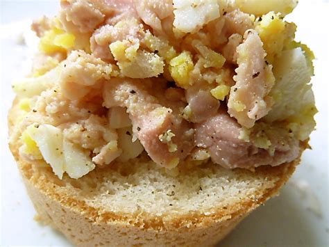 Mit dieser zutat werden verschiedene dovgan dorschleber in eigenem öl, 6er pack (6 x 115 g): Kaviar-Baguette und Dorschleber